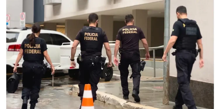 Fraudes no INSS: ex-ministro de Bolsonaro e deputados são alvos da PF