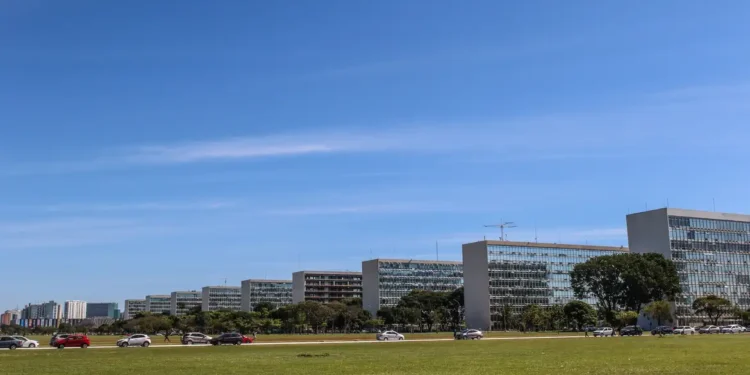 Governo libera R$ 501,4 milhões para Ministério das Cidades