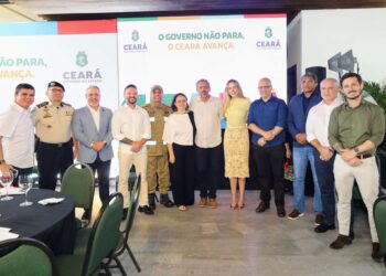 Em reunião com secretariado do Estado, governador Elmano de Freitas comemora investimento recorde de R$ 4,7 bilhões em 2025