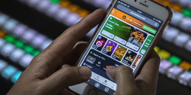 SUS terá teleatendimento em saúde mental para compulsão por bets