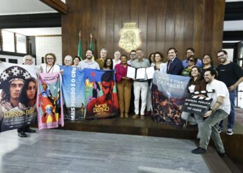 Elmano propõe Plano de Cargos e Carreiras para a Secult e criação da Empresa Cearense de Audiovisual