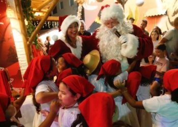 Canoa de Luz deve movimentar mais um final de semana a praia de Canoa Quebrada