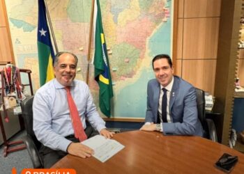 Eduardo Bismarck trata no Ministério do Turismo da aplicação de mais de R$ 14 milhões para o Ceará