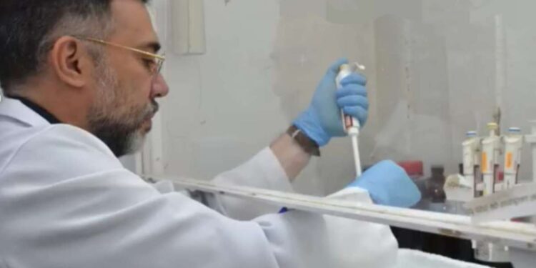 Professor da Uece é selecionado para curso da USP sobre técnica CRISPR, vencedora do Nobel