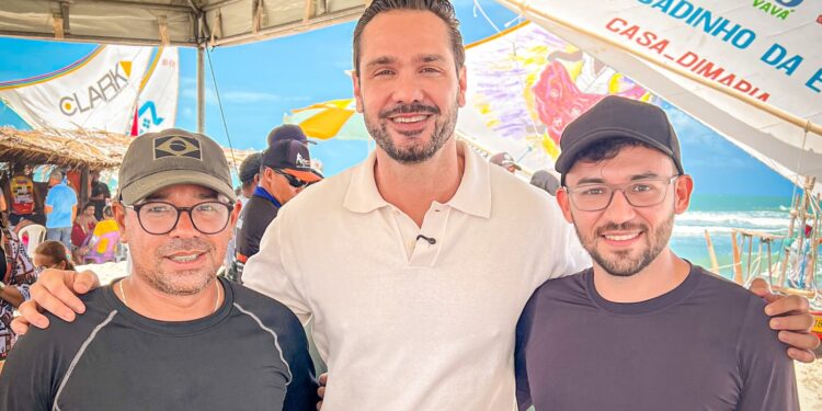 12ª Regata de Jangadas de Parajuru marca retorno do evento após cinco anos