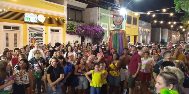 Banda Chico de Janes faz esquenta de pré-carnaval neste sábado em Aracati
