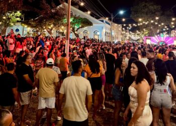 Grupo MiniBox realiza primeiro fim de semana do Pré-Carnaval de Aracati neste sábado, 24
