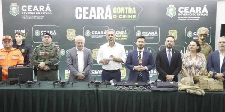 Ceará entrega mais de 7,3 mil equipamentos para reforçar o trabalho da Polícia Civil