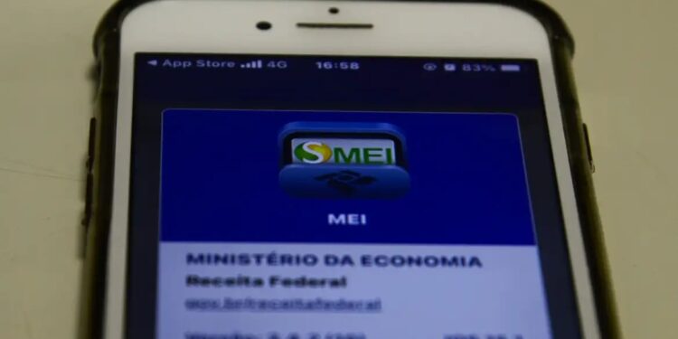 MEIs excluídos do Simples Nacional têm até 31 de janeiro para regularizar pendências
