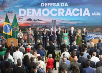Lula veta integralmente PL da Dosimetria