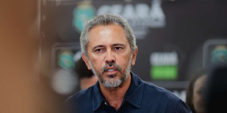 “Esse é o Carnaval menos violento no Ceará nos últimos 17 anos”, destaca governador