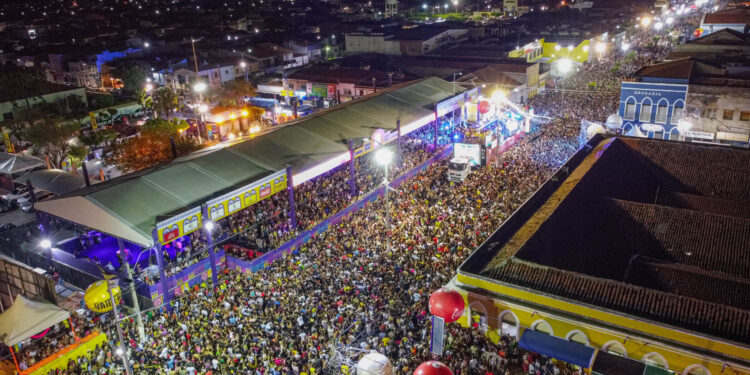 Mudanças no trânsito de Aracati são anunciadas para o Carnaval 2026; alterações começam a partir desta quarta-feira (11)