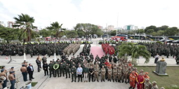Ceará entrega 20 novas viaturas ao BPTur para Operação Carnaval 2026