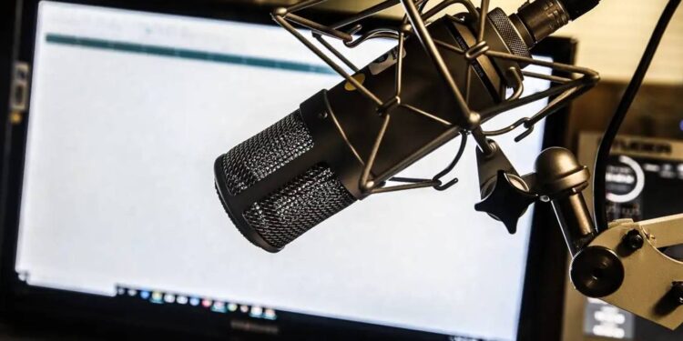 Rádio: outorgas registram alta de 264%, aponta Ministério das Comunicações