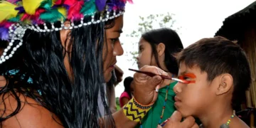 MEC anuncia construção de 117 escolas indígenas