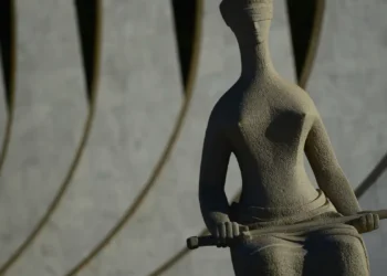 Ministro do STF autoriza PF a retomar investigação do caso Master