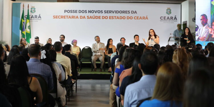 Mais de 850 concursados tomam posse e reforçam a saúde pública do Ceará nesta segunda-feira (23)