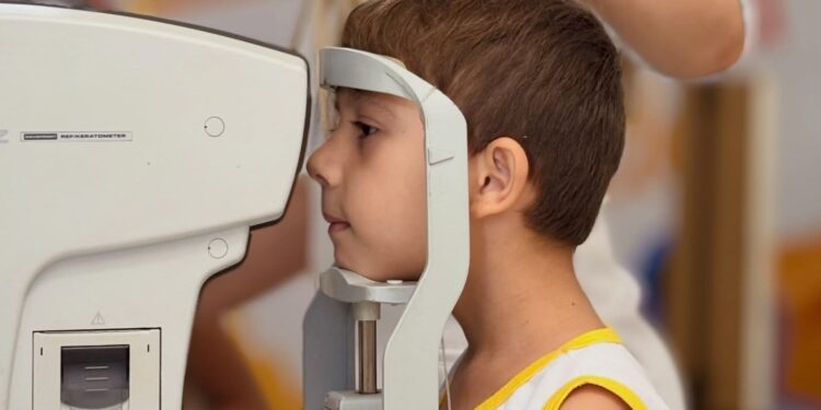 Aracati inicia programa “Ver para Aprender” com consultas oftalmológicas nas escolas municipais e no CEJA