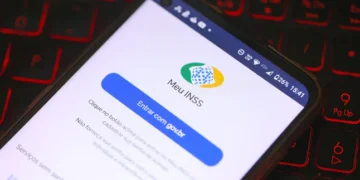INSS alerta para golpe com aplicativo falso de reembolso
