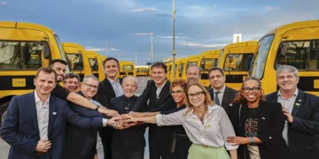 Investir em educação é o jeito de salvar o Brasil, defende Presidente Lula