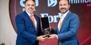 Ceará conquista prêmio de melhor ambiente de negócios em energia no país