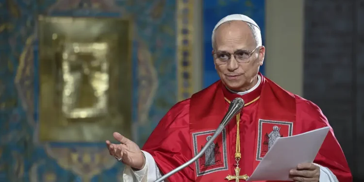 CNBB manifesta apoio ao Papa Leão XIV após críticas de Trump