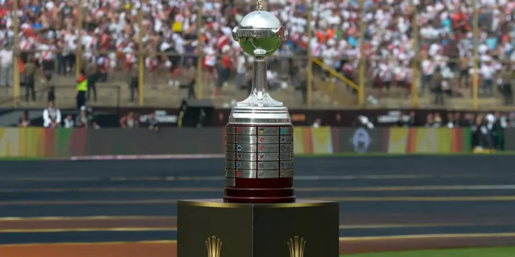 Copa Libertadores 2026 começa com seis brasileiros na disputa