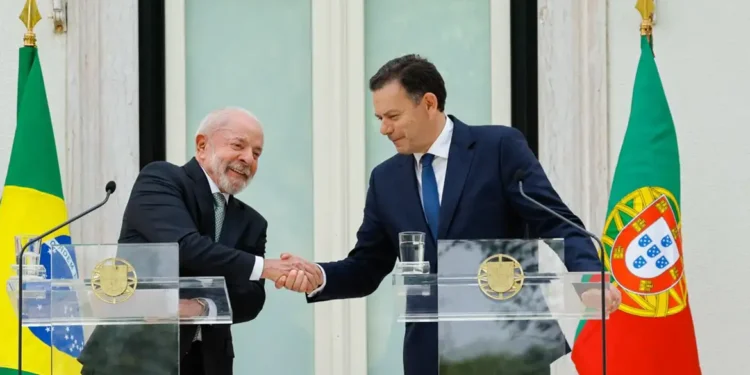 Lula defende que empresas brasileiras atuem em Portugal