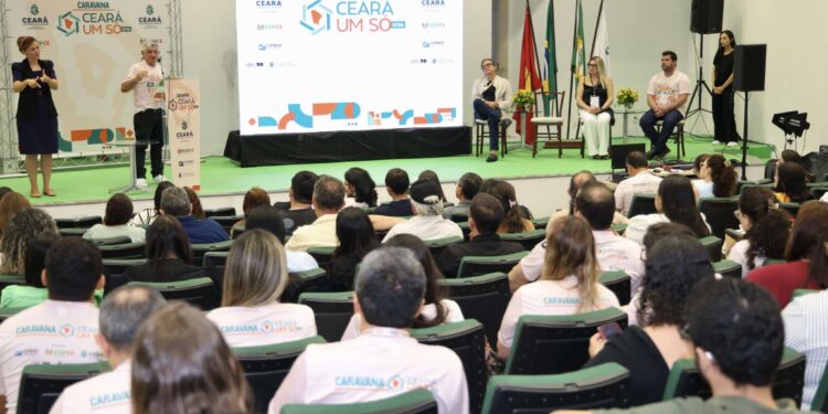 Em Aracati, Caravana Ceará Um Só mobiliza gestores e avança no Litoral Leste com acordos e capacitação