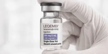 Remédio para tratar Alzheimer em estágio inicial custará de R$ 8.000 a R$ 11 mil