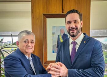 Ao lado de autoridades cearenses, José Guimarães toma posse como ministro da Secretaria de Relações Institucionais