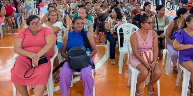 Vale Gás Social é entregue a mais de 400 famílias aracatienses