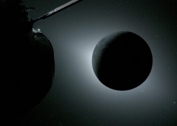 A tripulação da missão Artemis II da NASA envia fotos oficiais da passagem lunar para a Terra