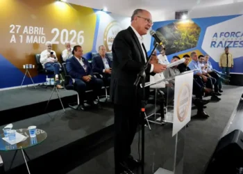 Alckmin anuncia R$ 10 bilhões para modernização de máquinas agrícolas