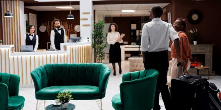 Hotéis e pousadas têm até 20 de abril para adotar ficha digital para hóspedes