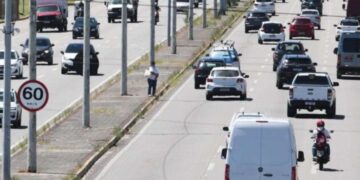 Ceará investirá R$ 38 milhões para reduzir valor do diesel nas bombas
