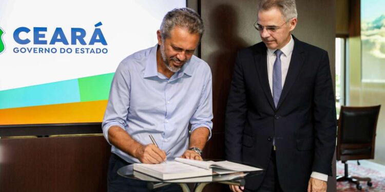 Governador Elmano cumpre agenda oficial no exterior e presidente do TJCE assume Governo do Ceará interinamente