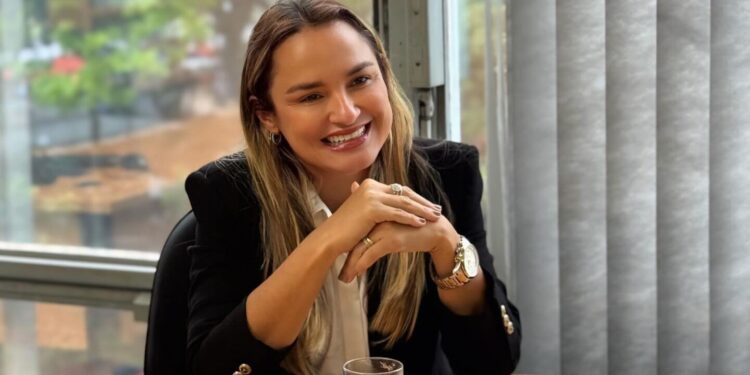 Prefeita Roberta de Bismarck anuncia que São João do Aracati 2026 será realizado no primeiro fim de semana de junho