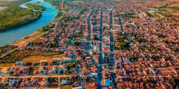 Aracati e Fortim ganham destaque em projeto da Alece que atualiza limites intermunicipais no Ceará