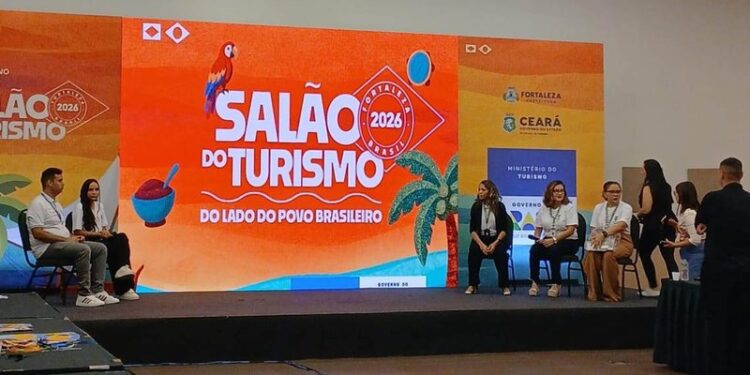 Salão do Turismo: Trabalho do IFCE promove rotas turísticas de Aracati em Libras