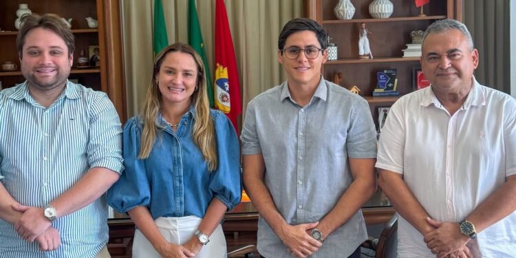 Prefeita Roberta de Bismarck anuncia início de obras de novo empreendimento do Grupo Chimarrão no município