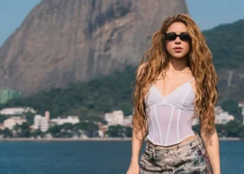 É hoje: Saiba o horário, onde ver e outros detalhes do show da Shakira em Copacabana