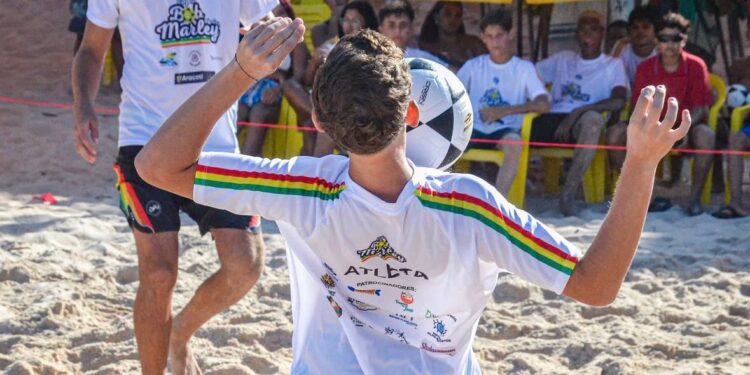 Alta Freedom Festival segue neste sábado em Canoa Quebrada com campeonato e luau