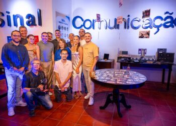 Com presença de colaboradores, autoridades e amigos, exposição “Sinal 40 Anos, Sempre com Você” é aberta no Museu Jaguaribano
