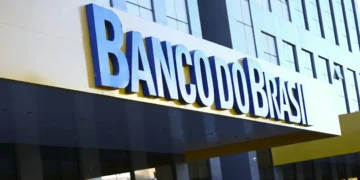 Lucro do Banco do Brasil cai 54% com avanço da crise no agro