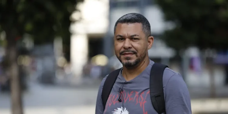 Trabalhadores planejam mais tempo com a família com fim da 6×1