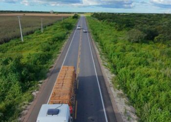 Quixeré: Com investimento superior a R$ 61,5 milhões, Governo do Ceará restaura parte da rodovia CE-377