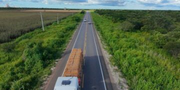 Quixeré: Com investimento superior a R$ 61,5 milhões, Governo do Ceará restaura parte da rodovia CE-377