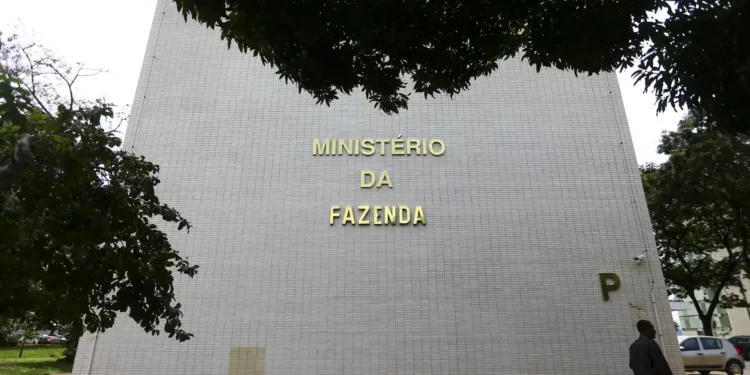 Fazenda alerta sobre falso site do Novo Desenrola