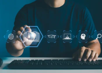 Governo lança plataforma para auxiliar formação de professores em educação digital e midiática